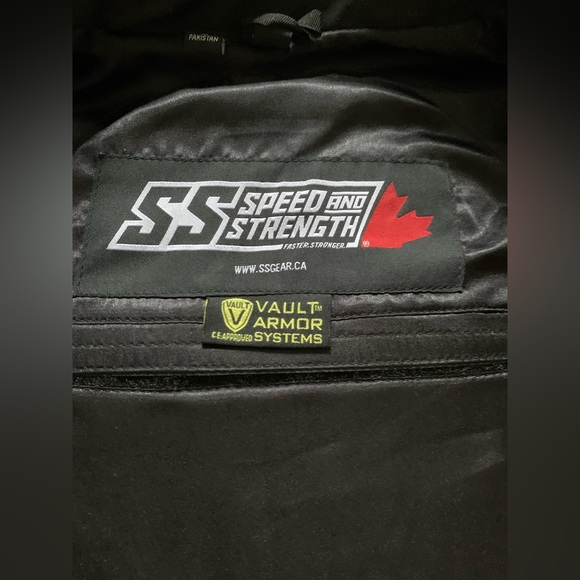 Speed and Strength Women’s Motorcycle Vest - Picture 5 of 7
